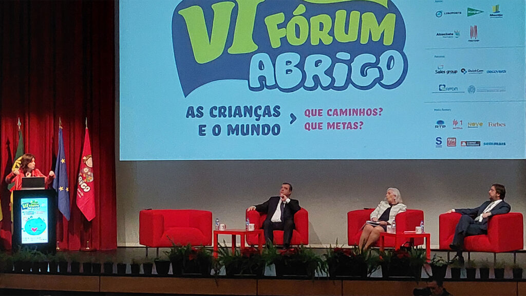 VI Fórum da Abrigo reflete sobre as Crianças e o Mundo